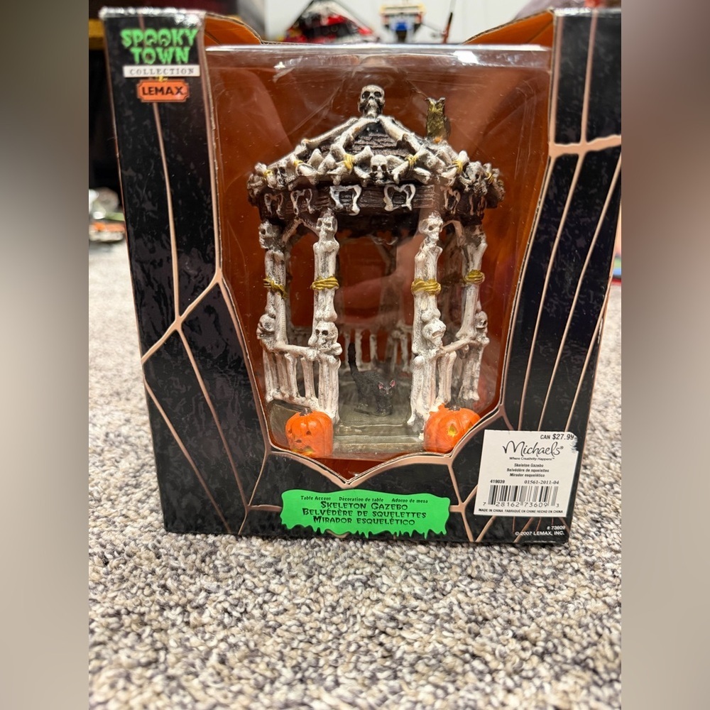 Lemax Spooky Town Skeleton Pavilion - Black and Orange